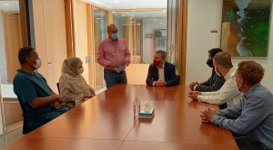 Una delegación saharaui visita Santa Cruz de Bezana, dentro de su visita institucional a Cantabria