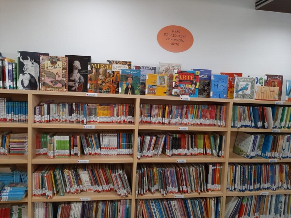 Las bibliotecas de Santa Cruz de Bezana tienen mucho arte